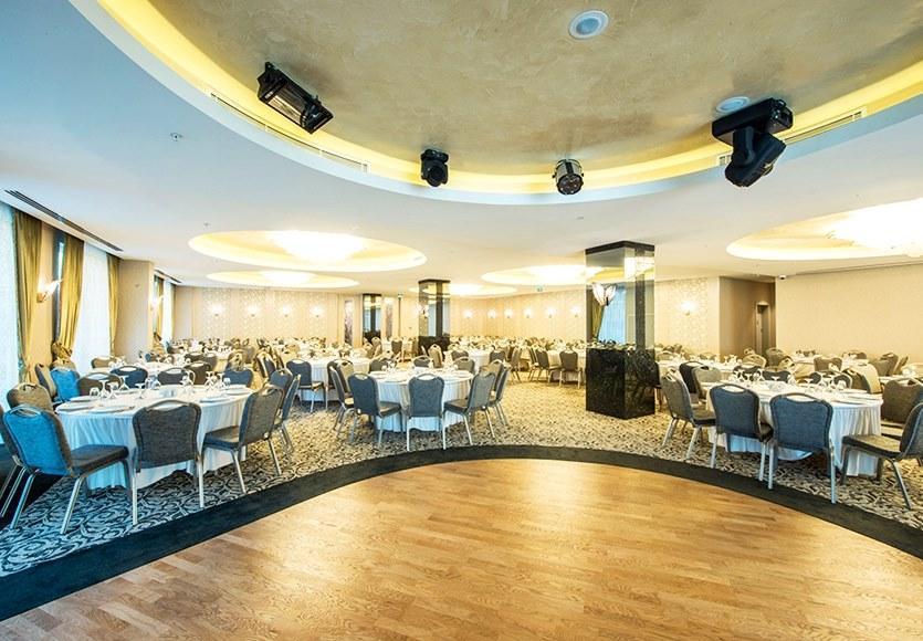 Отель Ramada By Wyndham Gemli̇K Гемлик Экстерьер фото